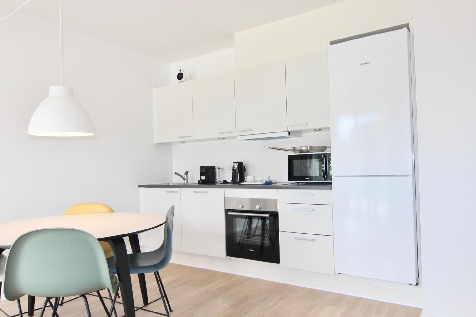 Apartment Great 1-bed W Balcony By Harbour